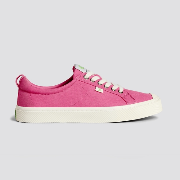 Cariuma Shoes - NIB Cariuma Low Pink Lemonade Canvas Sneakers
